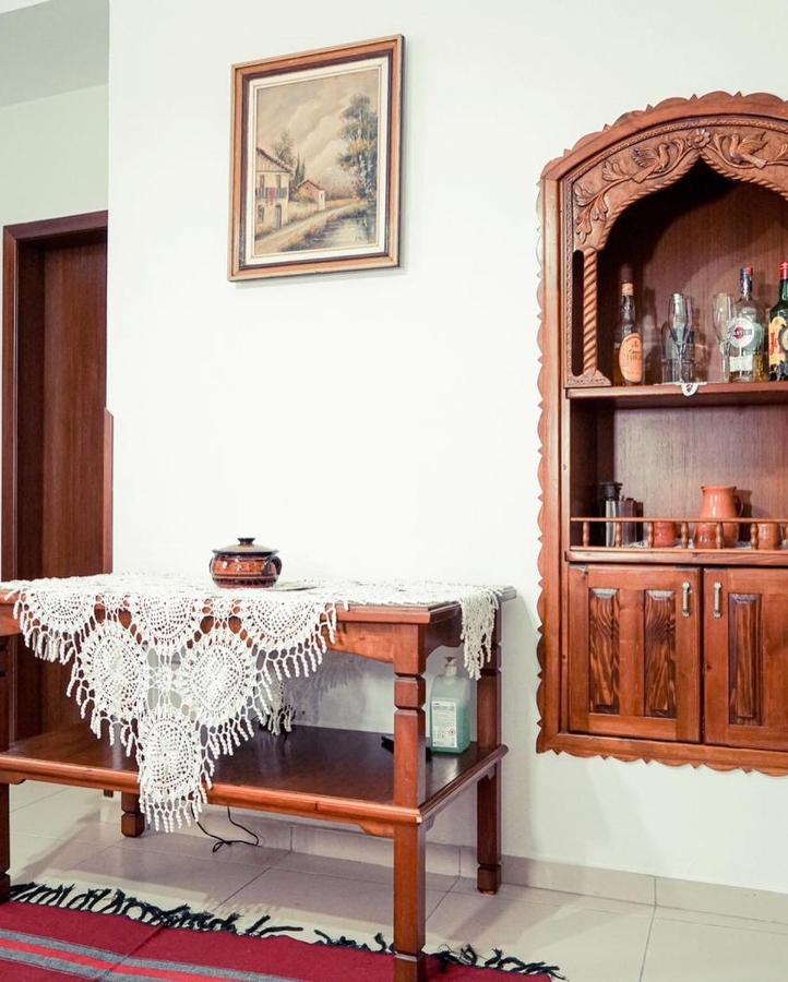 Cico Hostel &Private Room Gjirokastër Dış mekan fotoğraf