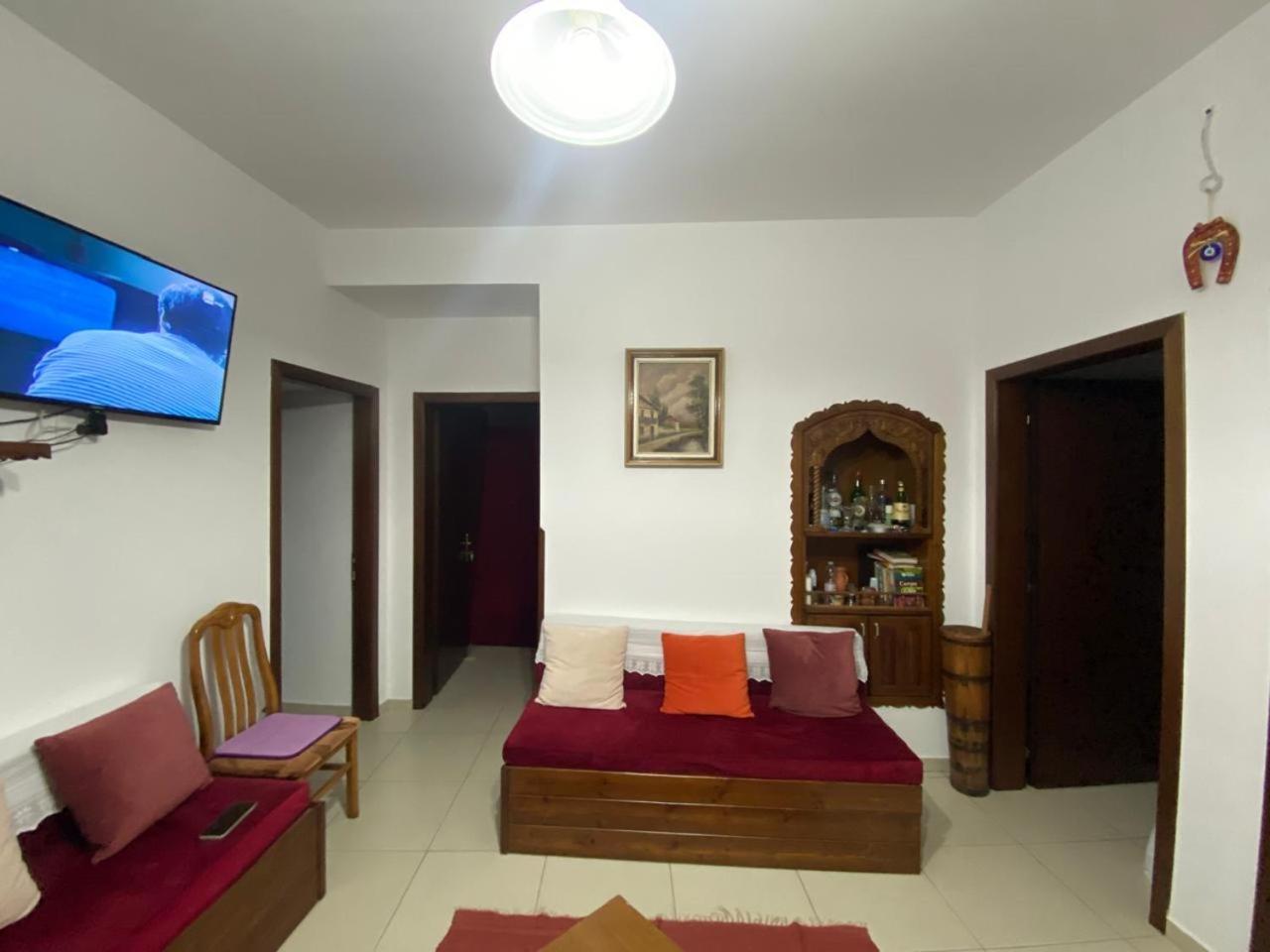 Cico Hostel &Private Room Gjirokastër Dış mekan fotoğraf